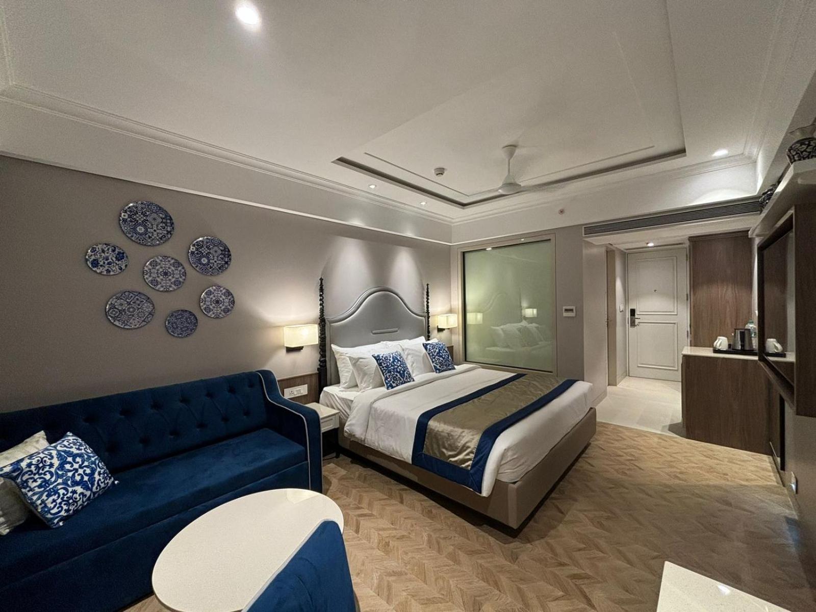 Meritas Auberge Calangute Goa Exteriör bild