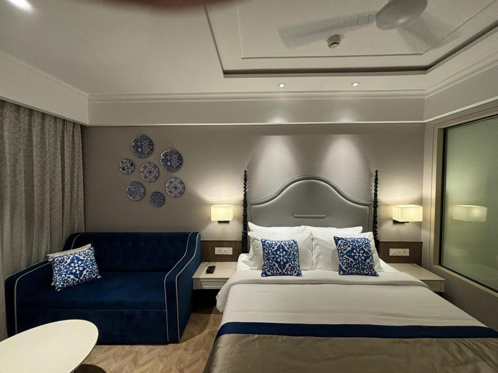 Meritas Auberge Calangute Goa Exteriör bild