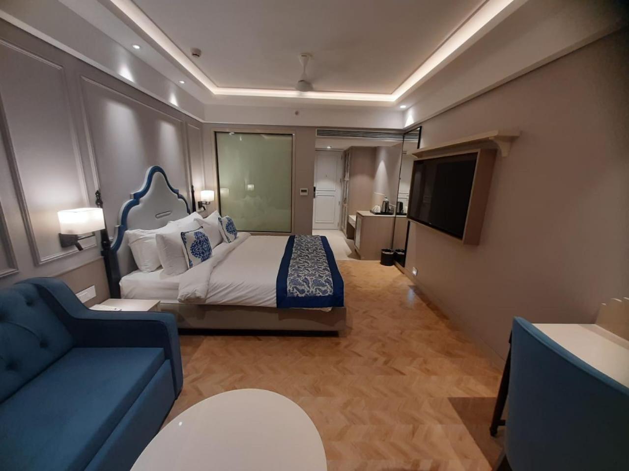 Meritas Auberge Calangute Goa Exteriör bild