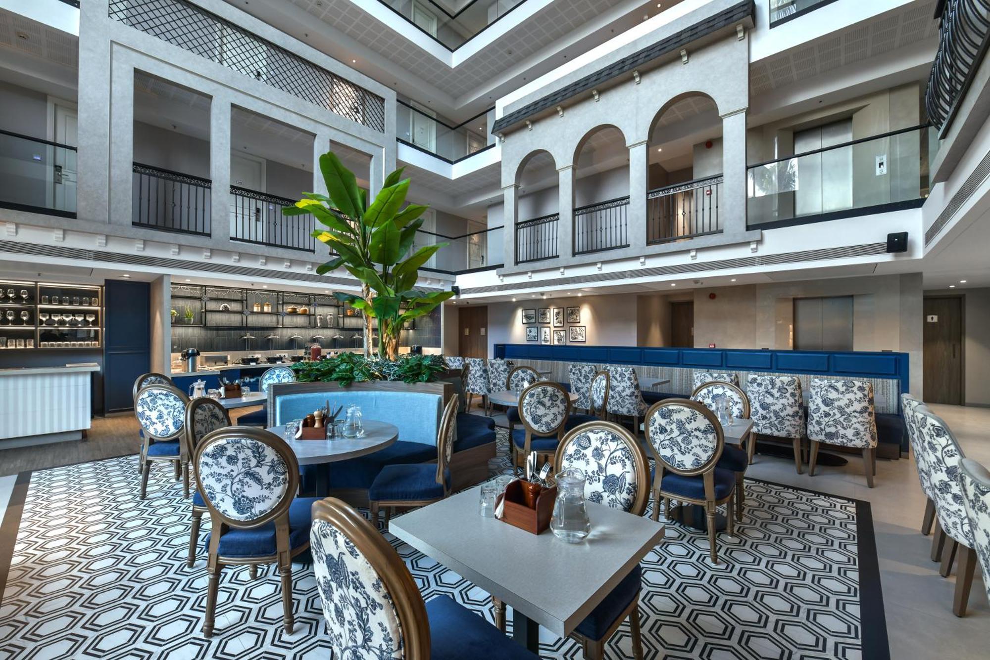Meritas Auberge Calangute Goa Exteriör bild